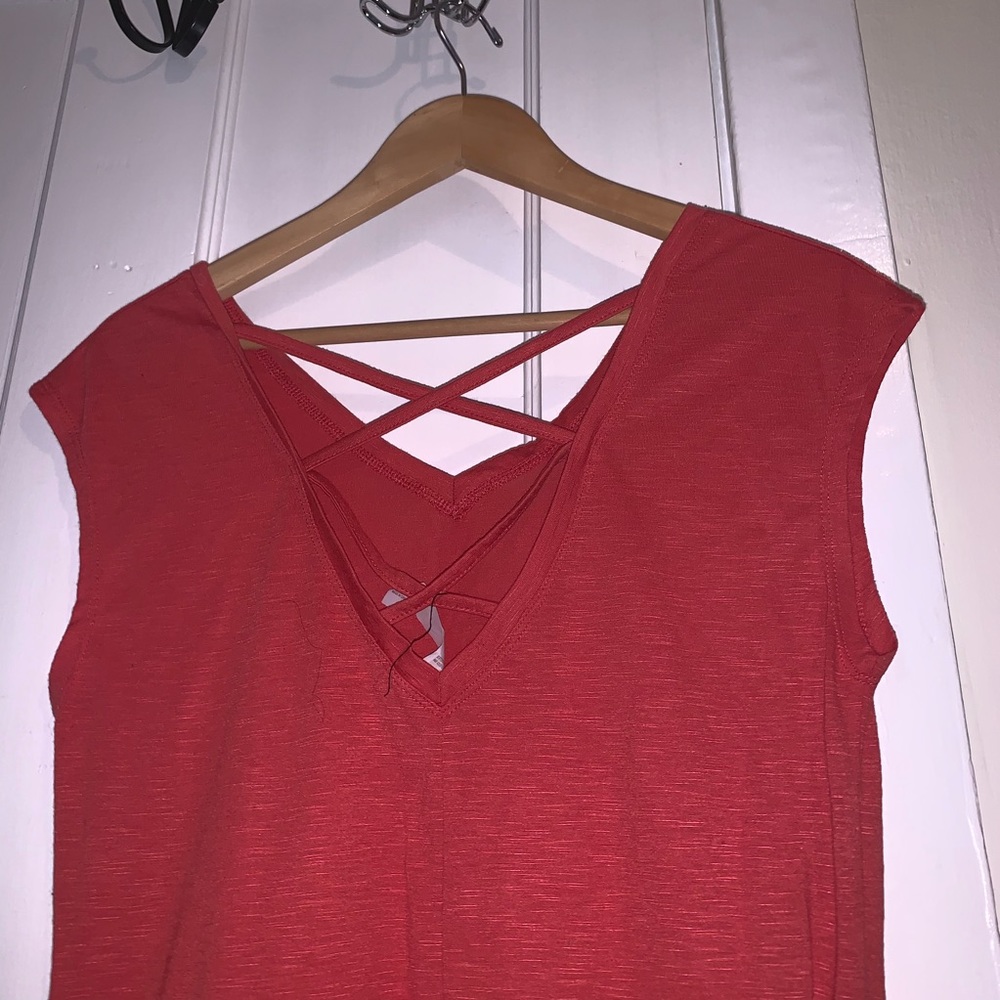 Balance Collection Bundle: Two Workout Shirts - Picture 6 of 6